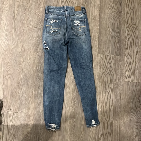 Curvy Hi-Rise American Eagle Jeggings - Picture 3 of 5